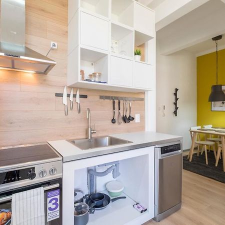 Bluewaveplace - Contemporary Home In Center Of София Экстерьер фото