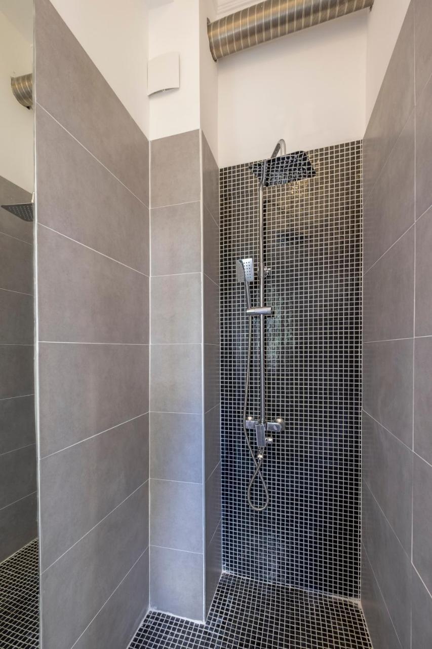 Bluewaveplace - Contemporary Home In Center Of София Экстерьер фото
