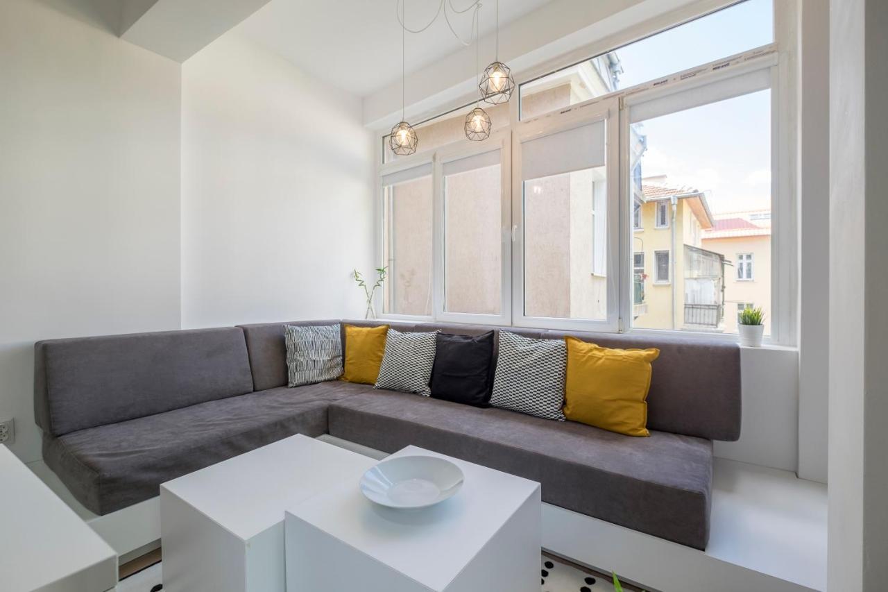 Bluewaveplace - Contemporary Home In Center Of София Экстерьер фото