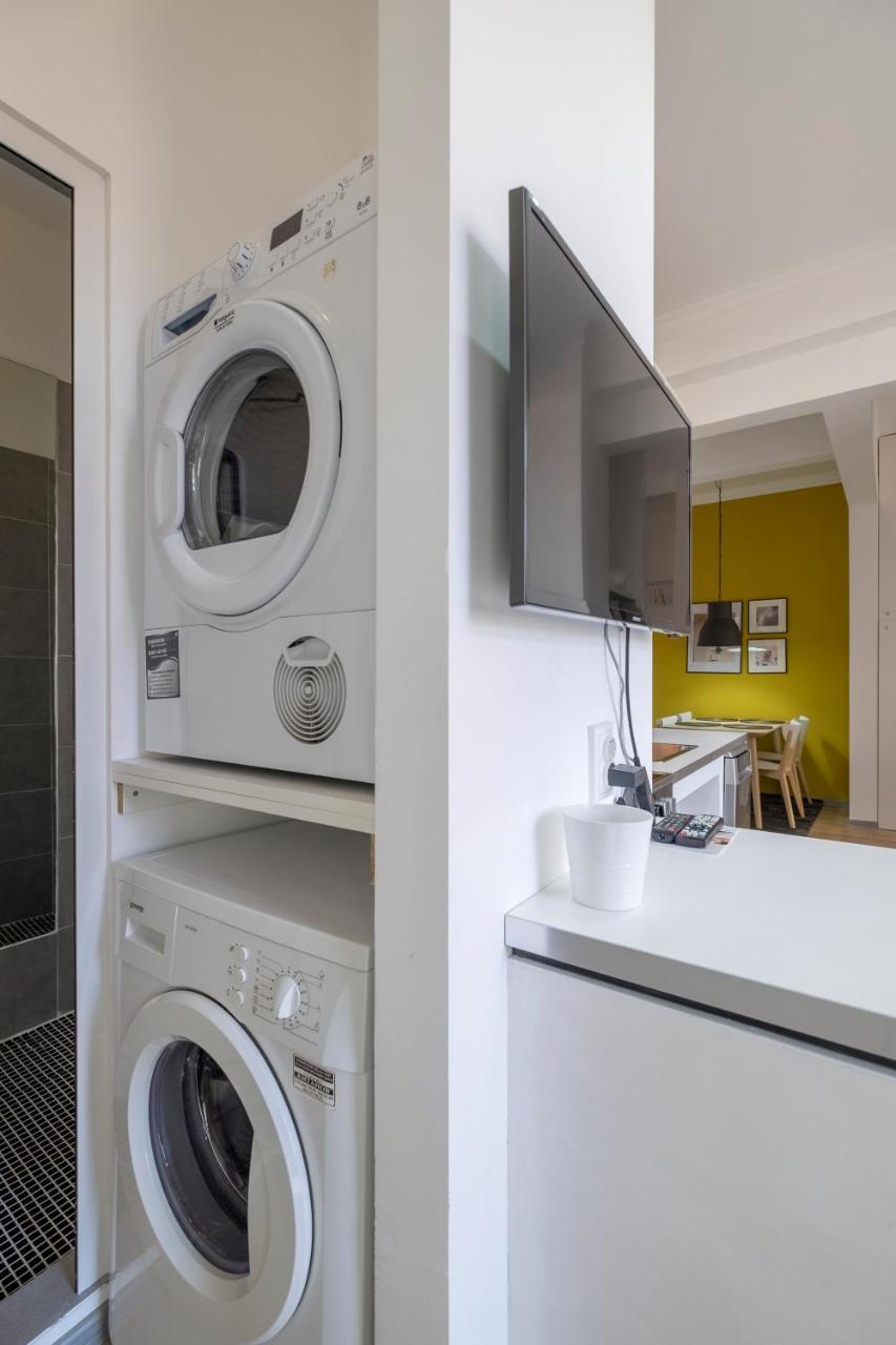 Bluewaveplace - Contemporary Home In Center Of София Экстерьер фото