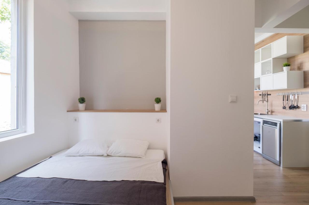 Bluewaveplace - Contemporary Home In Center Of София Экстерьер фото