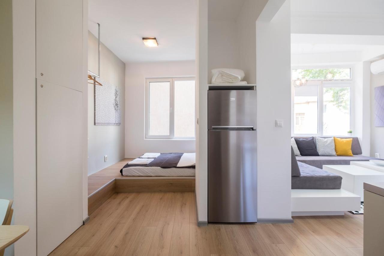 Bluewaveplace - Contemporary Home In Center Of София Экстерьер фото