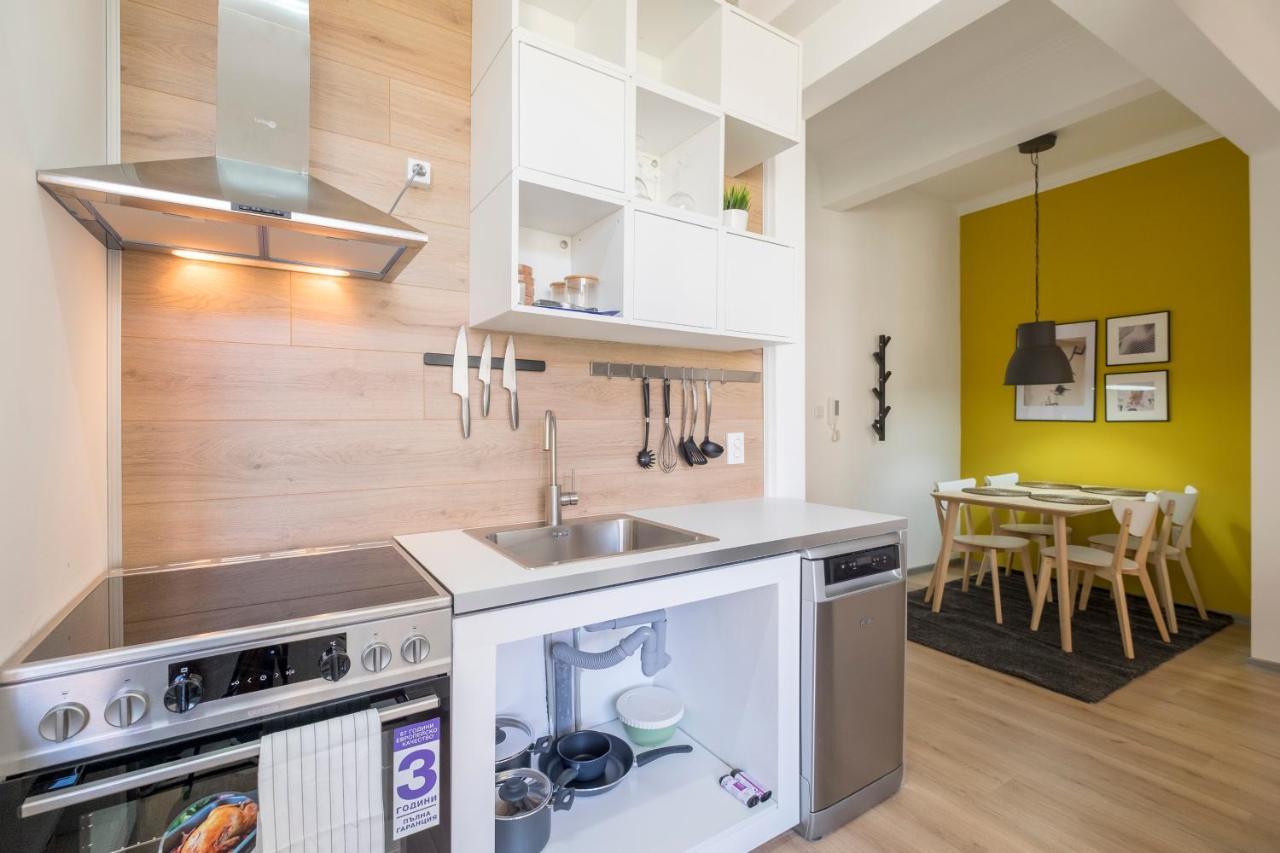 Bluewaveplace - Contemporary Home In Center Of София Экстерьер фото